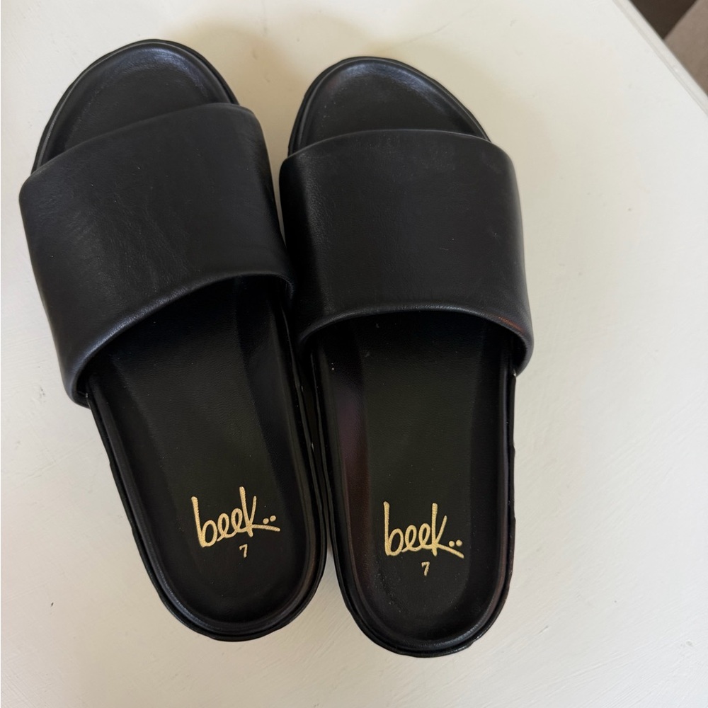 Beek Black Slide Sandals - Size 7 Albatross Woven Slide